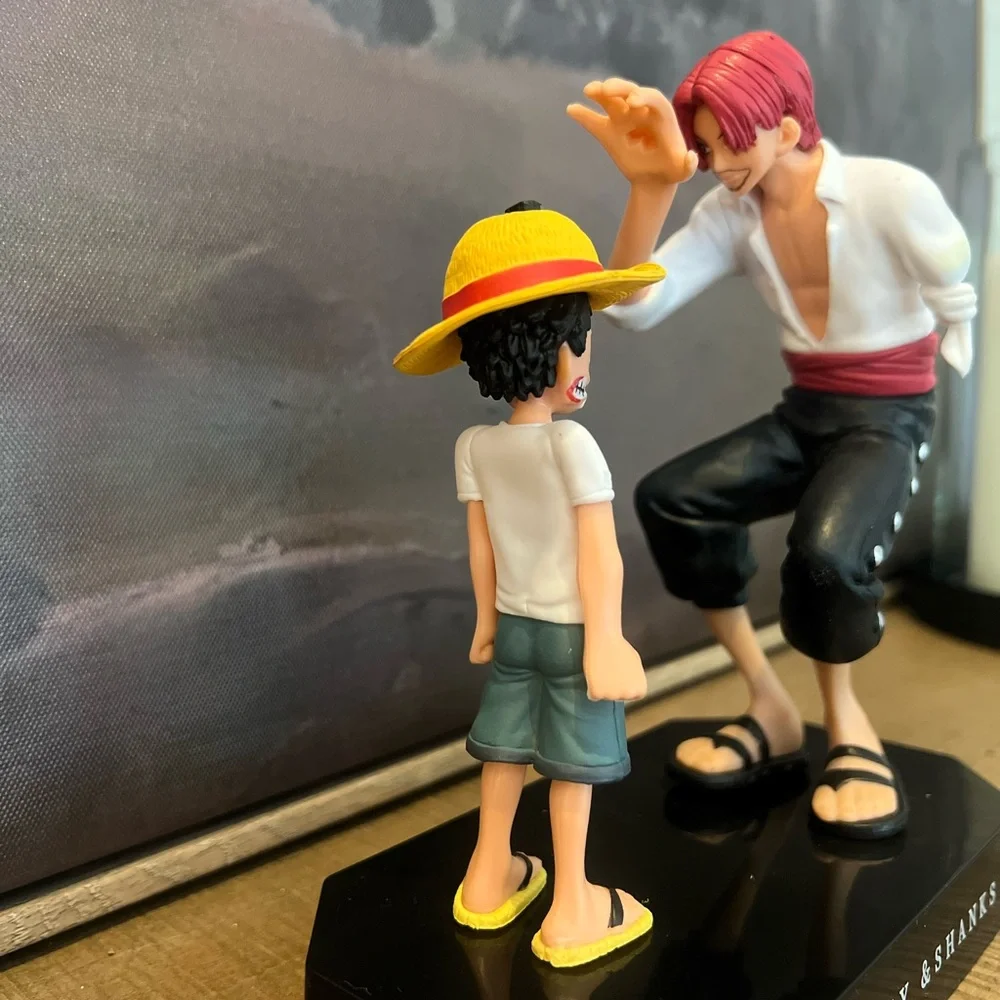 One Piece Luffy & Shanks Figures Anime Action FigureFigures Model or Cake Topper